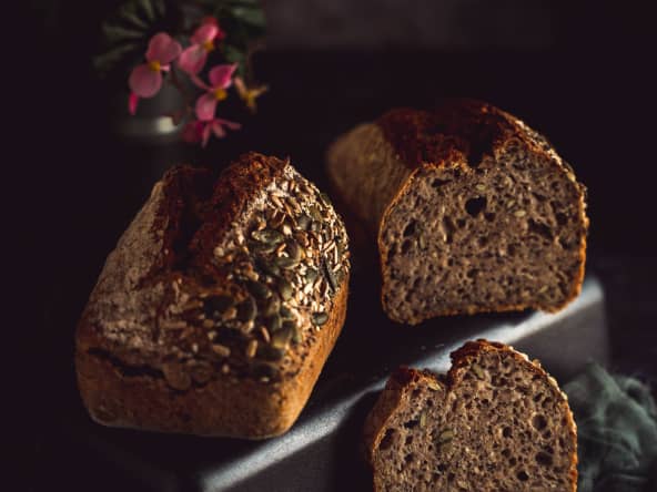 Pain aux graines et au levain