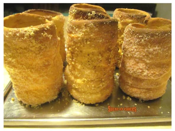 Brioches roulées hongroises "Kürtős Kalács"