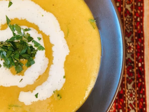 Soupe mulligatawny de la cuisine indienne