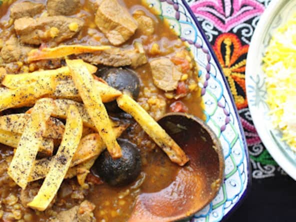 Khorech à l'agneau, au citron noir séché et aux pommes de terre