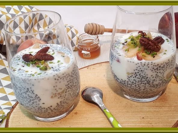 Pudding healthy aux graines de chia et yaourt grec