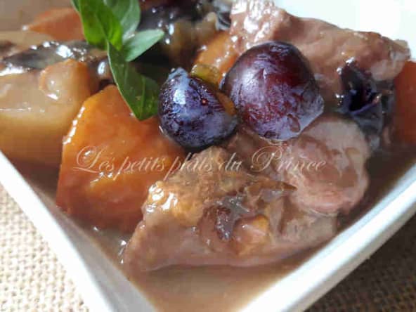 Sauté de porc aux prunes violettes du jardin