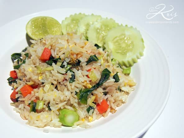 Wok de riz frit thaï au crabe