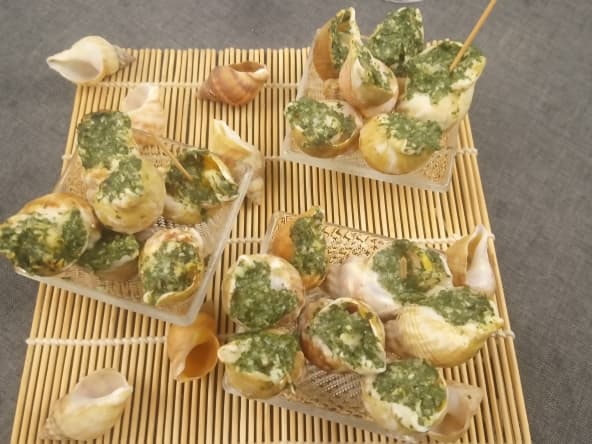 Bulots farcis au persil et à l'ail