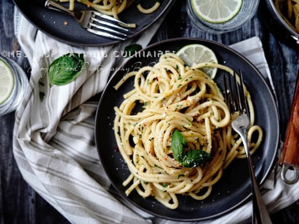 pâtes au beurre et herbes fraîches