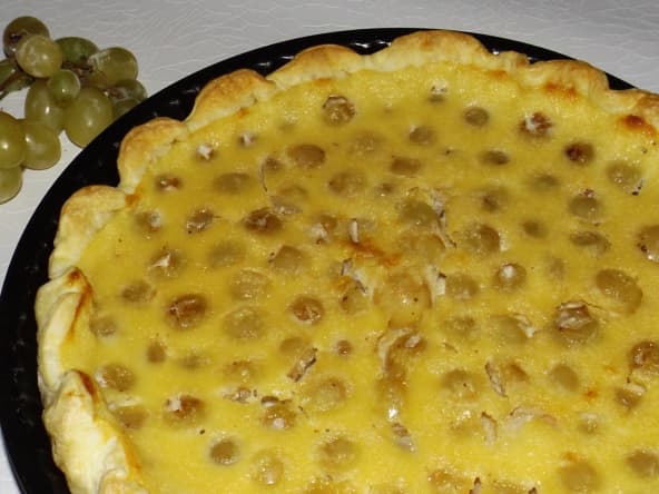 Tarte amandine aux raisins