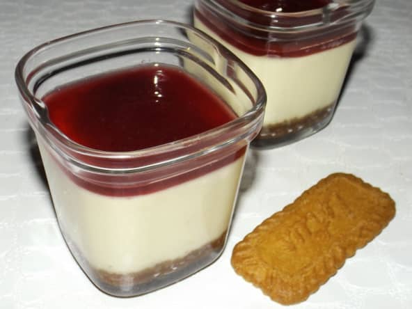 Cheesecake au coulis de fruits rouges