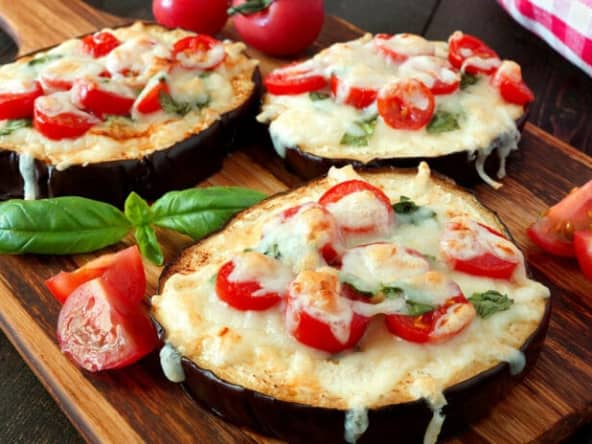 Mini-pizza à l'aubergine viande hachée et fromage - Recette régime
