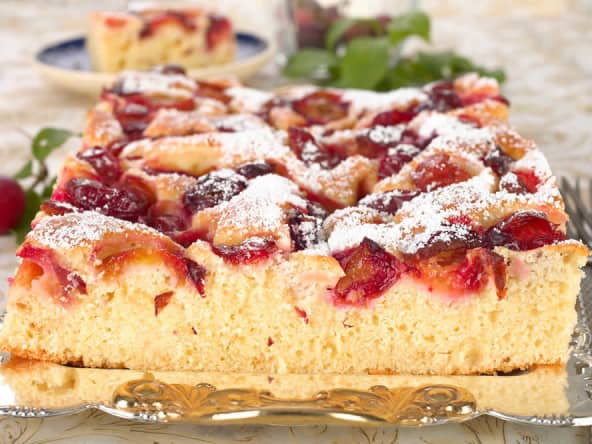Gâteau moelleux aux prunes (dessert)