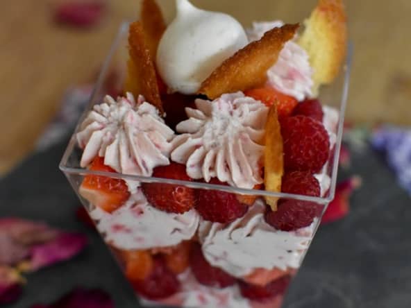 Verrines framboise ~ Façon Eton mess