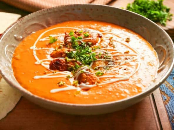 Recette tendance : Morceaux de poulet à la crème de tomate