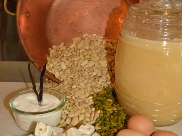 Tartelettes aux figues poêlées crème pâtissière au nougat et lait glacé à la lavande