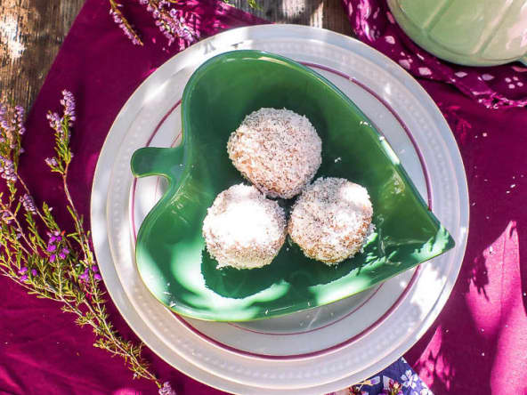 Rava Ladoo : les bonbons indiens à la noix de coco pour fêter Diwali