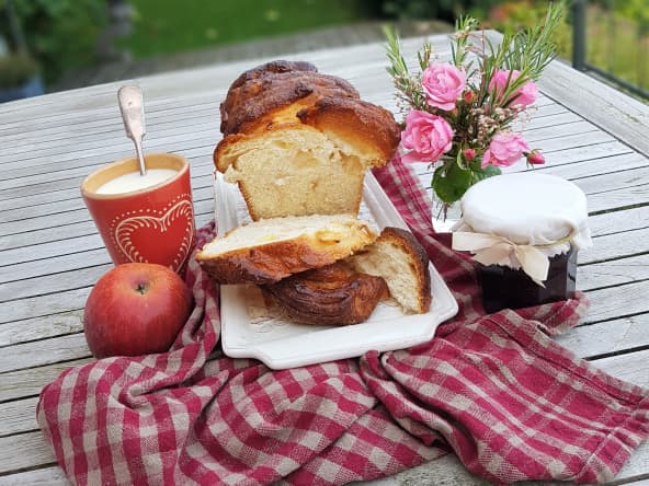 Brioche à effeuiller pomme cannelle