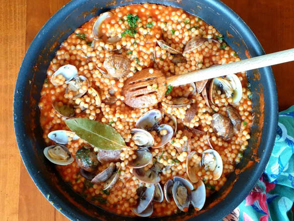 Pâtes fregola sardes aux palourdes