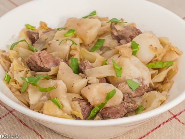 Canard aux navets et au chou