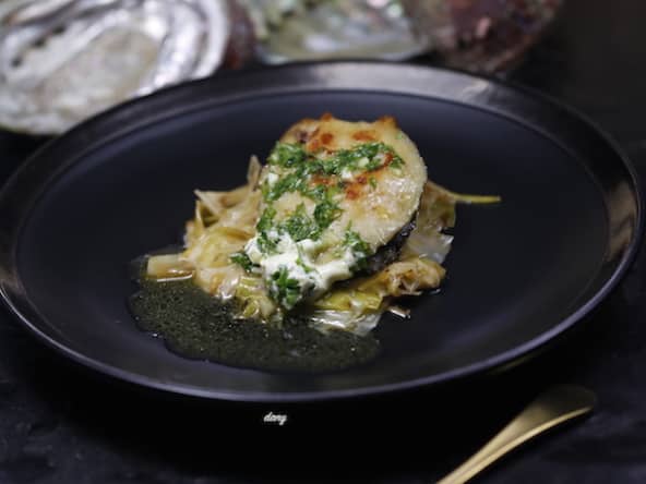 Ormeaux aux poireaux et beurre persillé (coquillages)