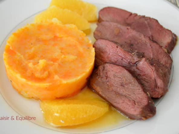 Magret de canard à l’orange et à l’érable, écrasée de pommes de terre et carottes