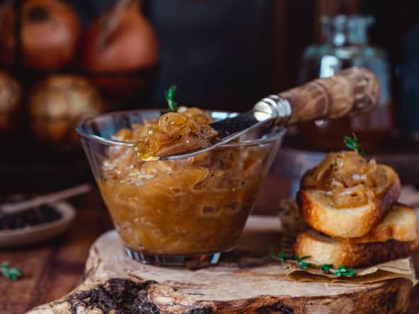 Confit d'oignons pour le foie gras à l'apéro
