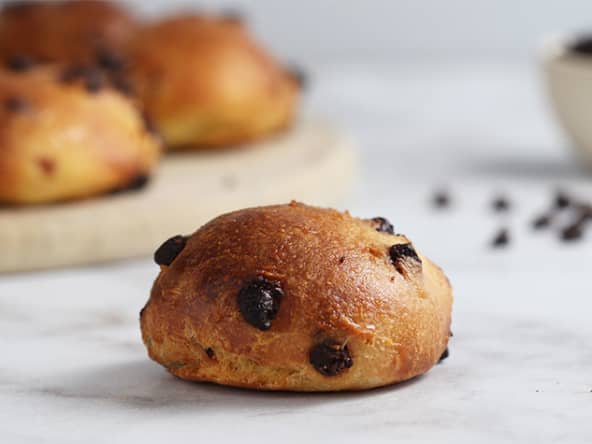 Petites brioches aux pépites de chocolat