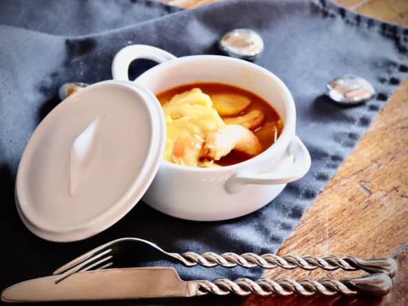 Cassolette de poisson aux airs de bouillabaisse marseillaise