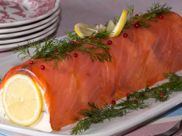 Bûche salée au saumon fumé et brocoli