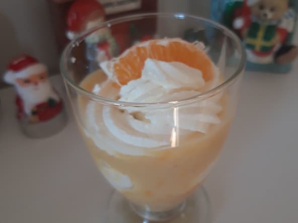 Verrines de crème de clémentines et chantilly