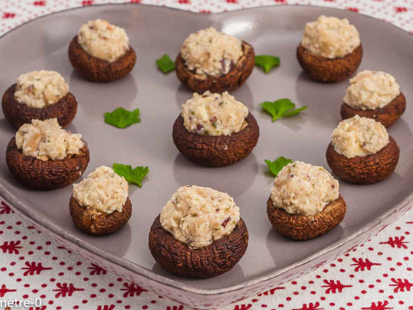 Champignons farcis aux rillettes marines (apéro vegan)