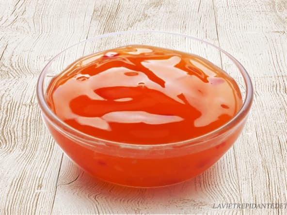 Sauce aigre douce traditionnelle comme dans les yamcha à Hongkong