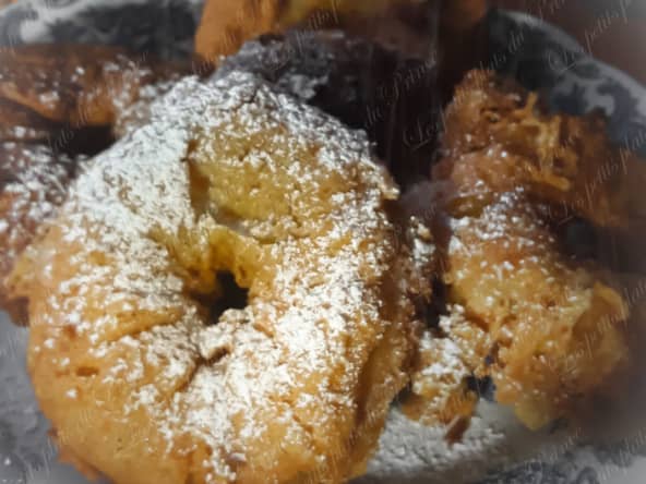 Dorés et croustillants, les beignets à l'ananas pour Mardi gras