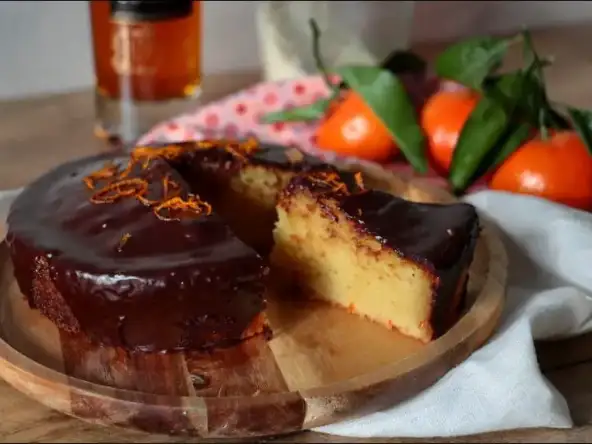Gâteau au sirop de clémentine et à l'amande du chef Yotam Ottolenghi