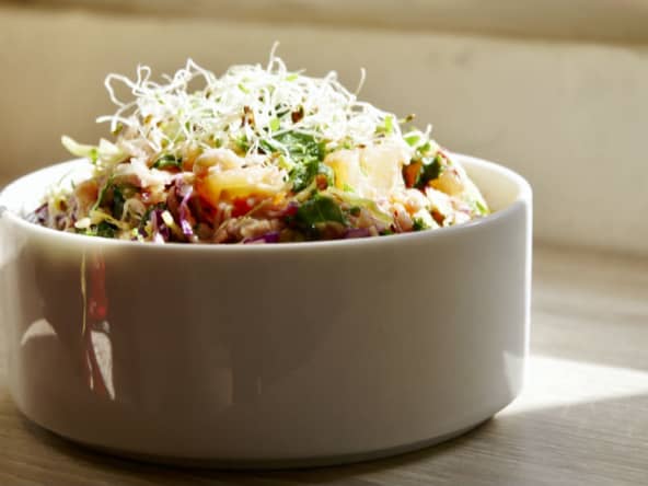 Salade alcaline facile, sauce tahini