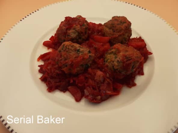 Boulettes de viande à la betterave rouge
