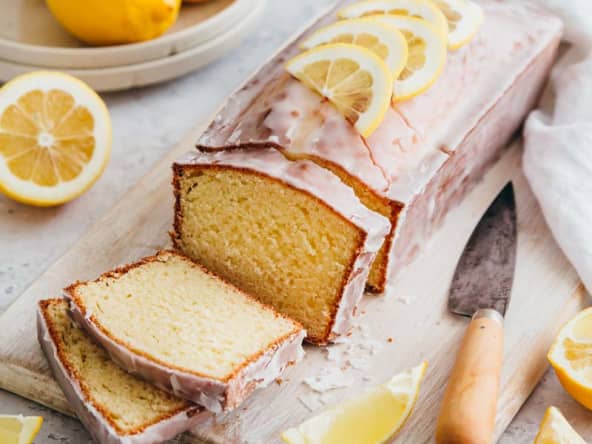 Gâteau au citron et son glaçage au citron