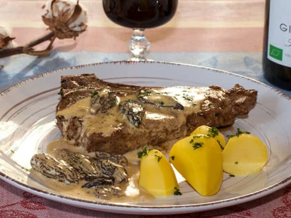 Côtes de veau à la crème aux morilles séchées