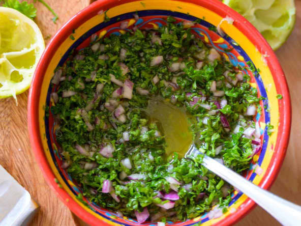 La sauce chimichurri, du chef Juan Arbelaez