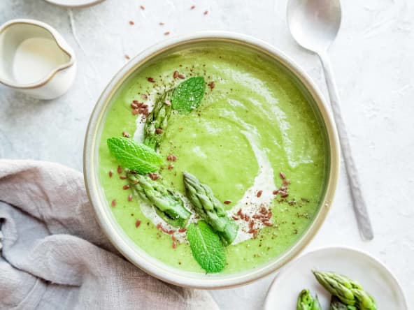 Velouté aux asperges vertes