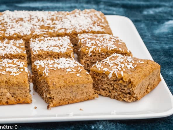 Gâteau très moelleux aux haricots blancs et aux noix