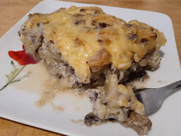Le gratin de pommes de terre et champignons