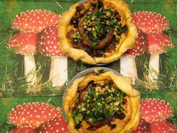 Tartelettes aux champignons portobellos et pignons de pins de Yotam Ottolenghi