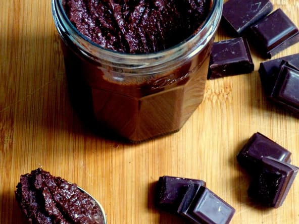 Pâte à tartiner croustillante au chocolat d'après le chef Pierre Hermé