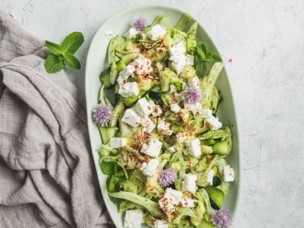 Salade fraîcheur de fenouil à la courgette et feta