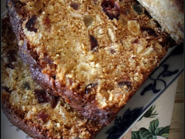 Cake aux fruits confits et cranberries au rhum