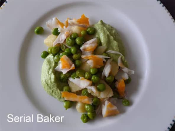 Salade de pomme de terre, petit pois et haddock, sauce aux cosses de petits pois