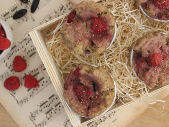 Muffins moelleux à la framboise et fève tonka cuits à la vapeur