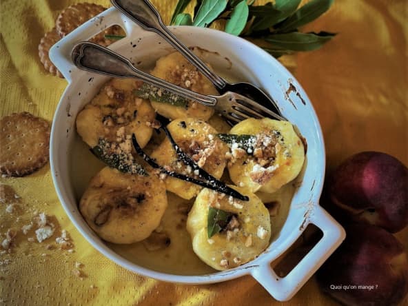 Pêches grillées au brandy et laurier : une recette d'après Jamie Oliver