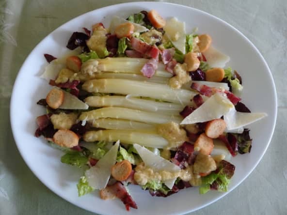 Salade des Landes asperges et lardons