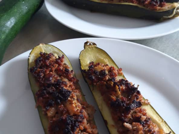 courgettes farcies à  la viande hachée