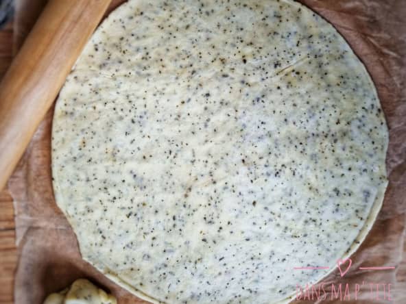 Pâte brisée salée, légère et vegan (au Companion ou non)