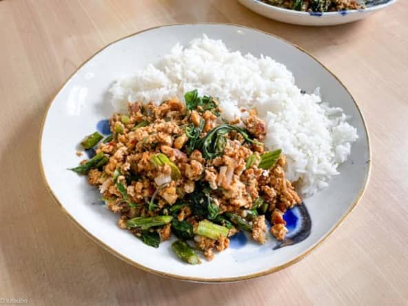 Tofu façon "pad krapow" (Phat kaphrao)